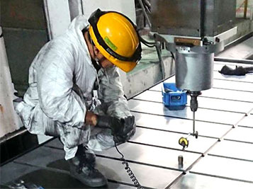 精度復元（門形マシニングセンター）